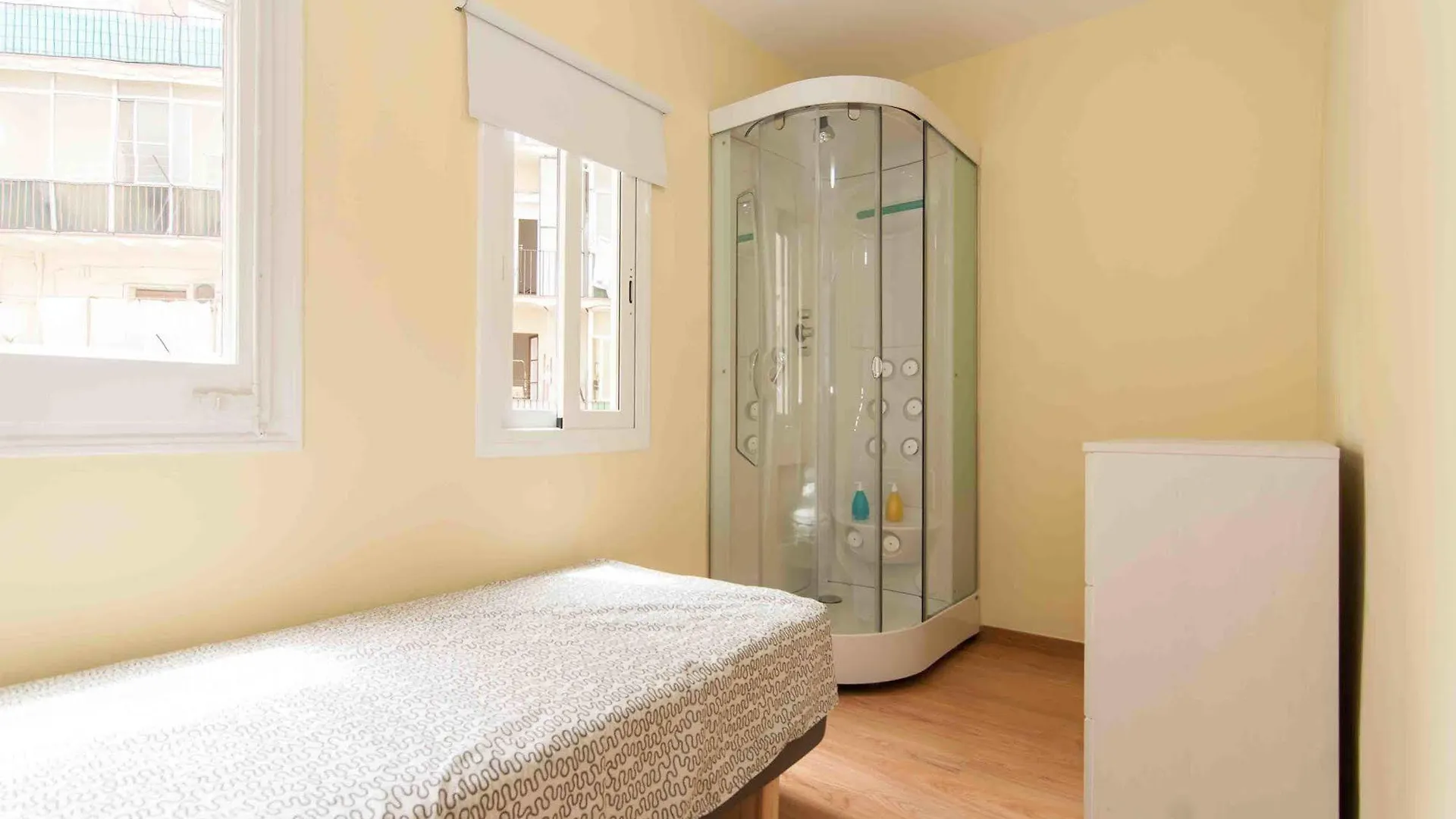 Go Bcn Apartments - Castillejos Barcelona