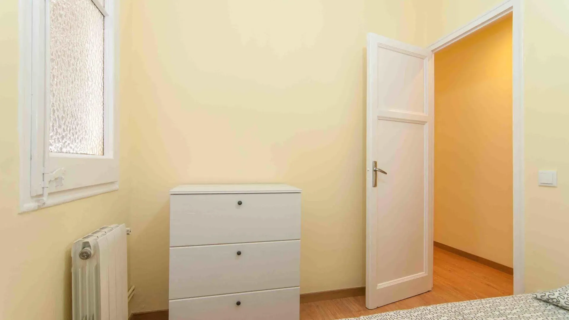 Go Bcn Apartments - Castillejos Barselona