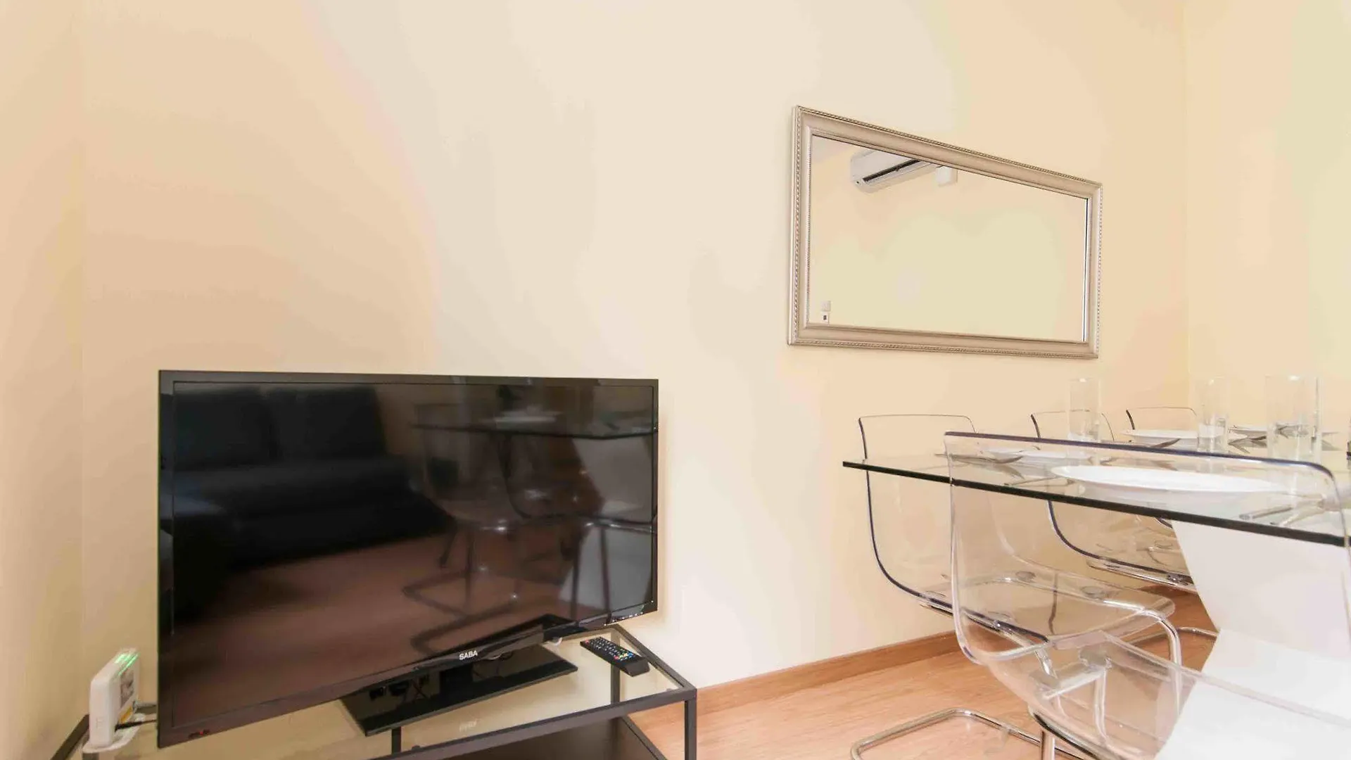 Go Bcn Apartments - Castillejos Barselona